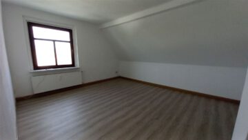 Urbaner Wohntraum mit Charme & Charakter, 08451 Crimmitschau, Etagenwohnung